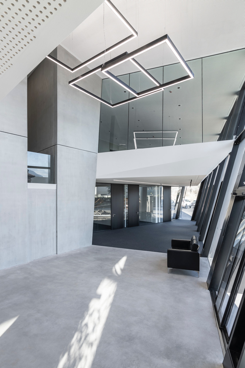 1 CS1_HQ_Loex_63A32483 Home