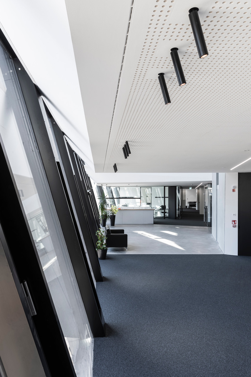 2 CS1_HQ_Loex_63A32342 Home